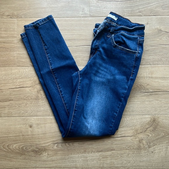 KanCan Skinny Jeans - Picture 1 of 4